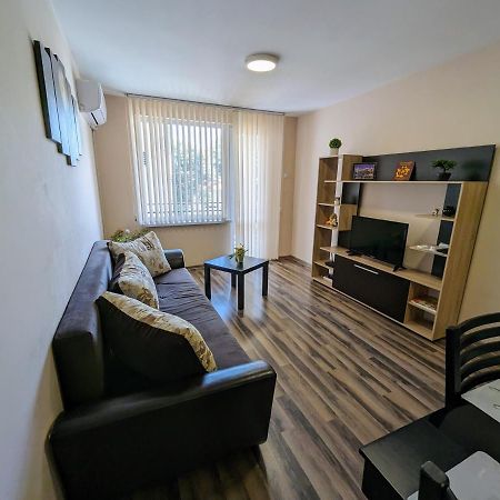 Emalena Apartment Varna ภายนอก รูปภาพ