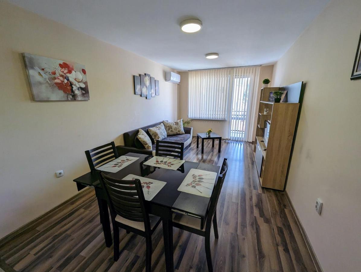 Emalena Apartment Varna ภายนอก รูปภาพ