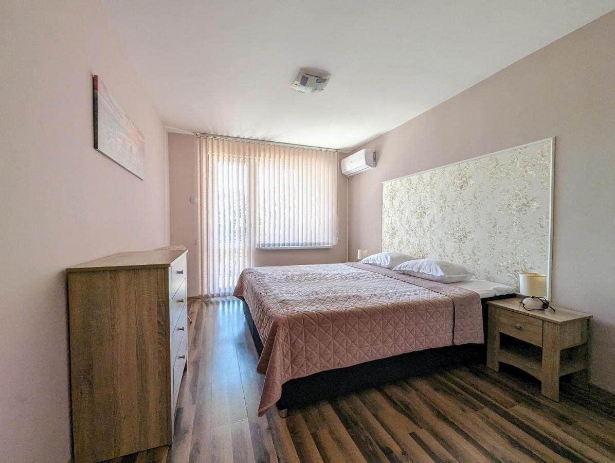 Emalena Apartment Varna ภายนอก รูปภาพ